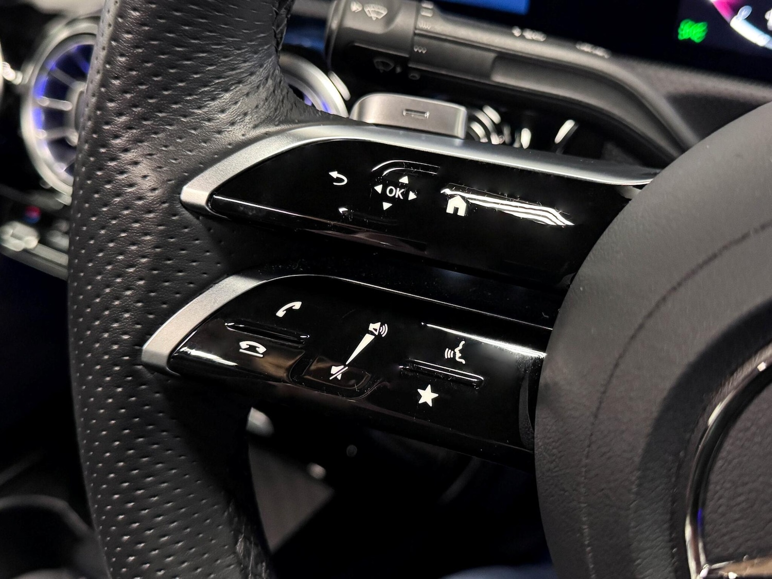 Used Mercedes-Benz CLA 2023 for sale - 76786636: Photo 35