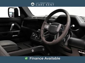 Used Land Rover Defender 90 2022 for sale - 79590608: Photo
