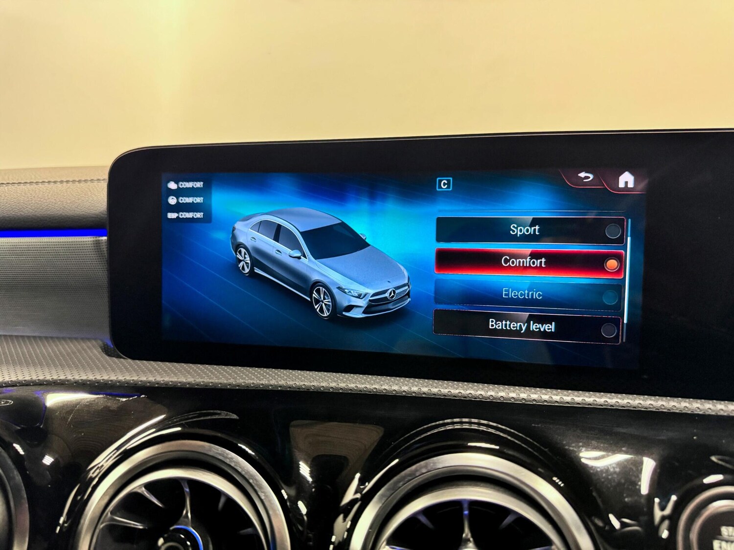 Used Mercedes-Benz A-Class 2021 for sale - 77993380: Photo 53