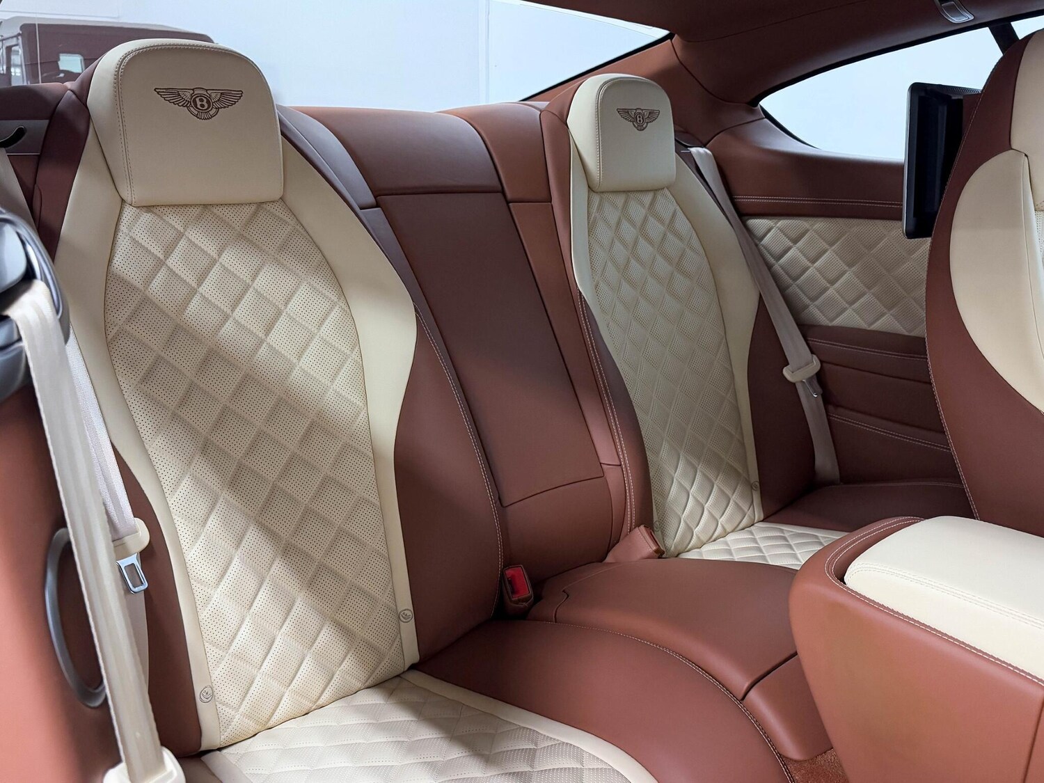 Used Bentley Continental 2015 for sale - 76952452: Photo 33