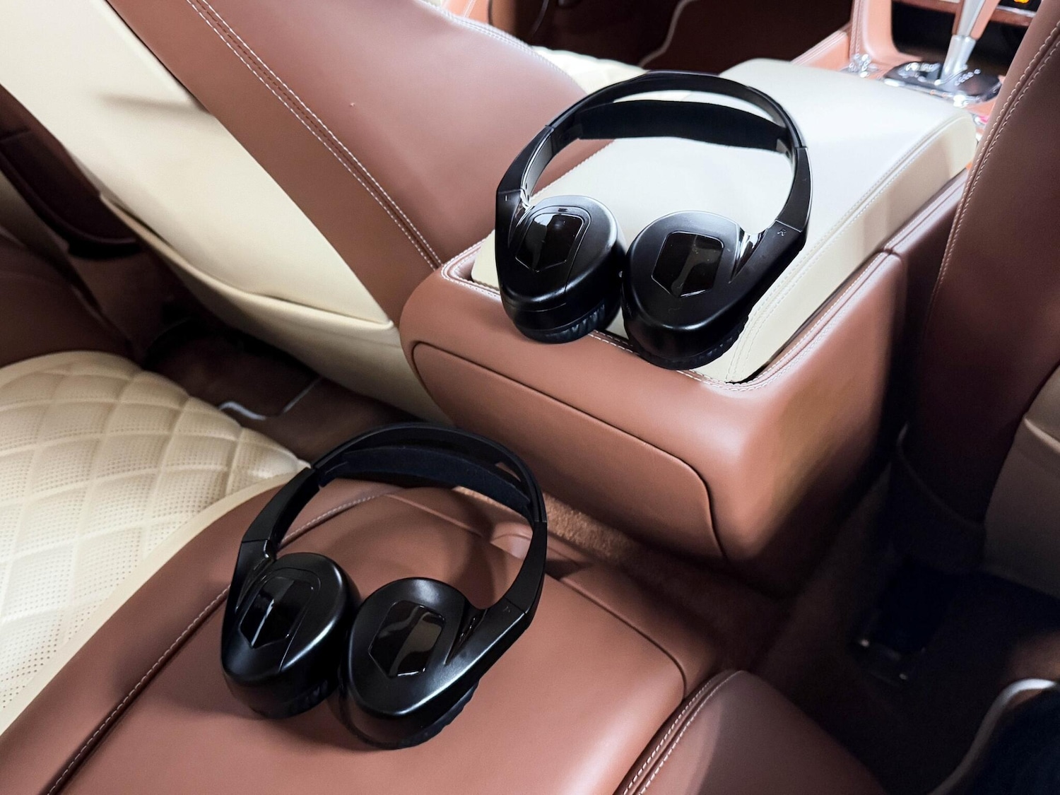 Used Bentley Continental 2015 for sale - 76952452: Photo 35