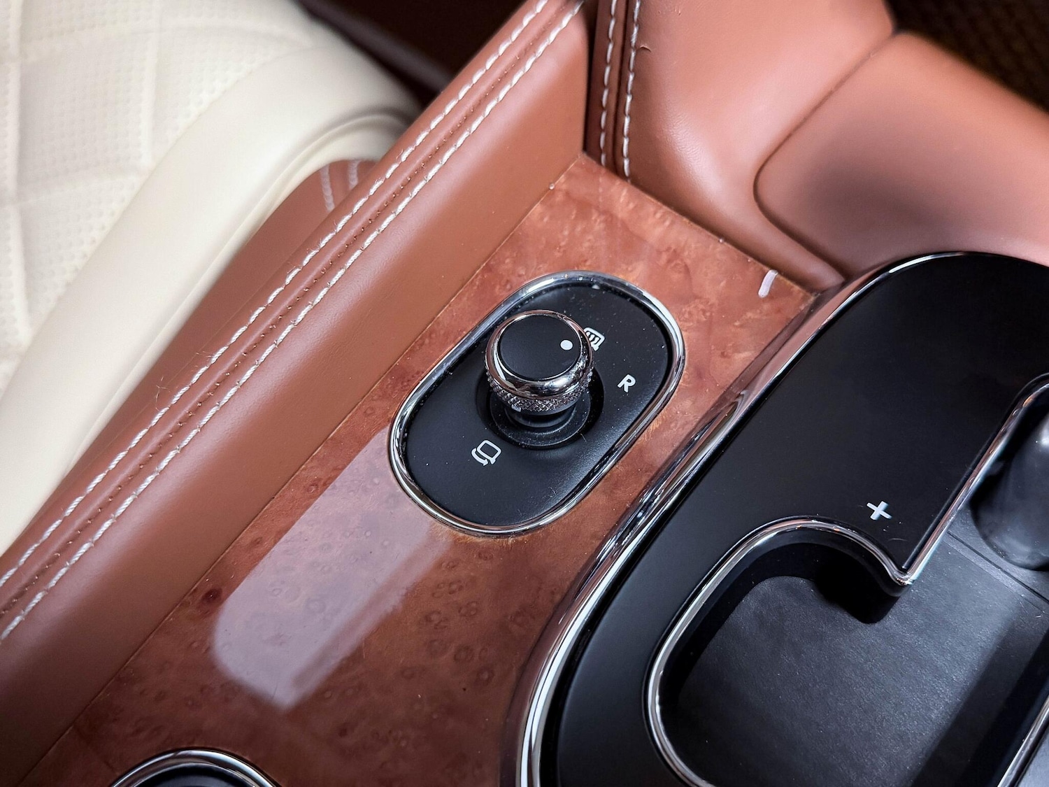 Used Bentley Continental 2015 for sale - 76952452: Photo 42