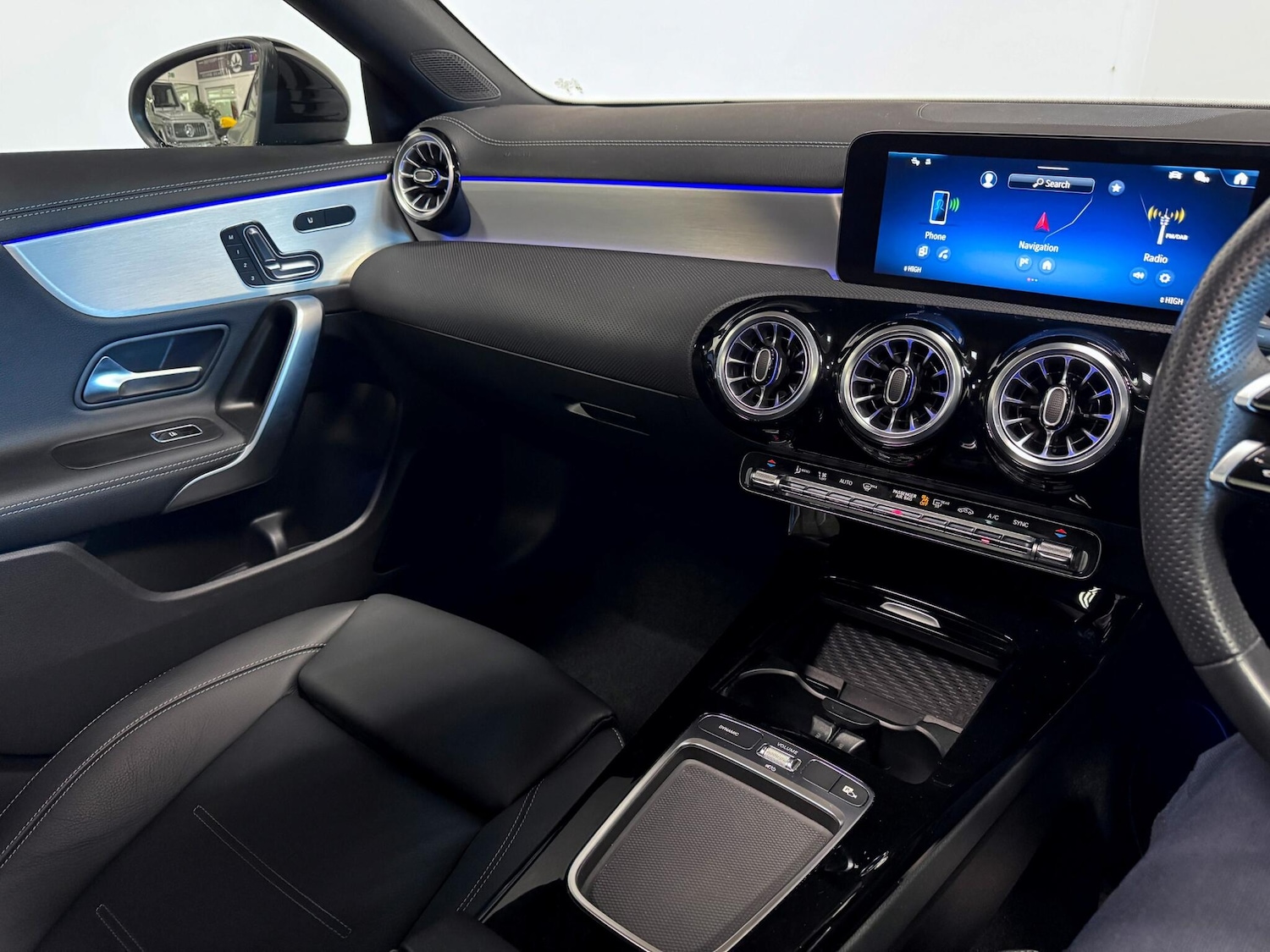 Used Mercedes-Benz CLA 2024 for sale - 76701323: Photo 28