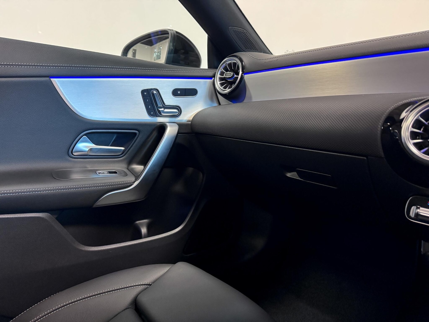 Used Mercedes-Benz CLA 2024 for sale - 76701323: Photo 29