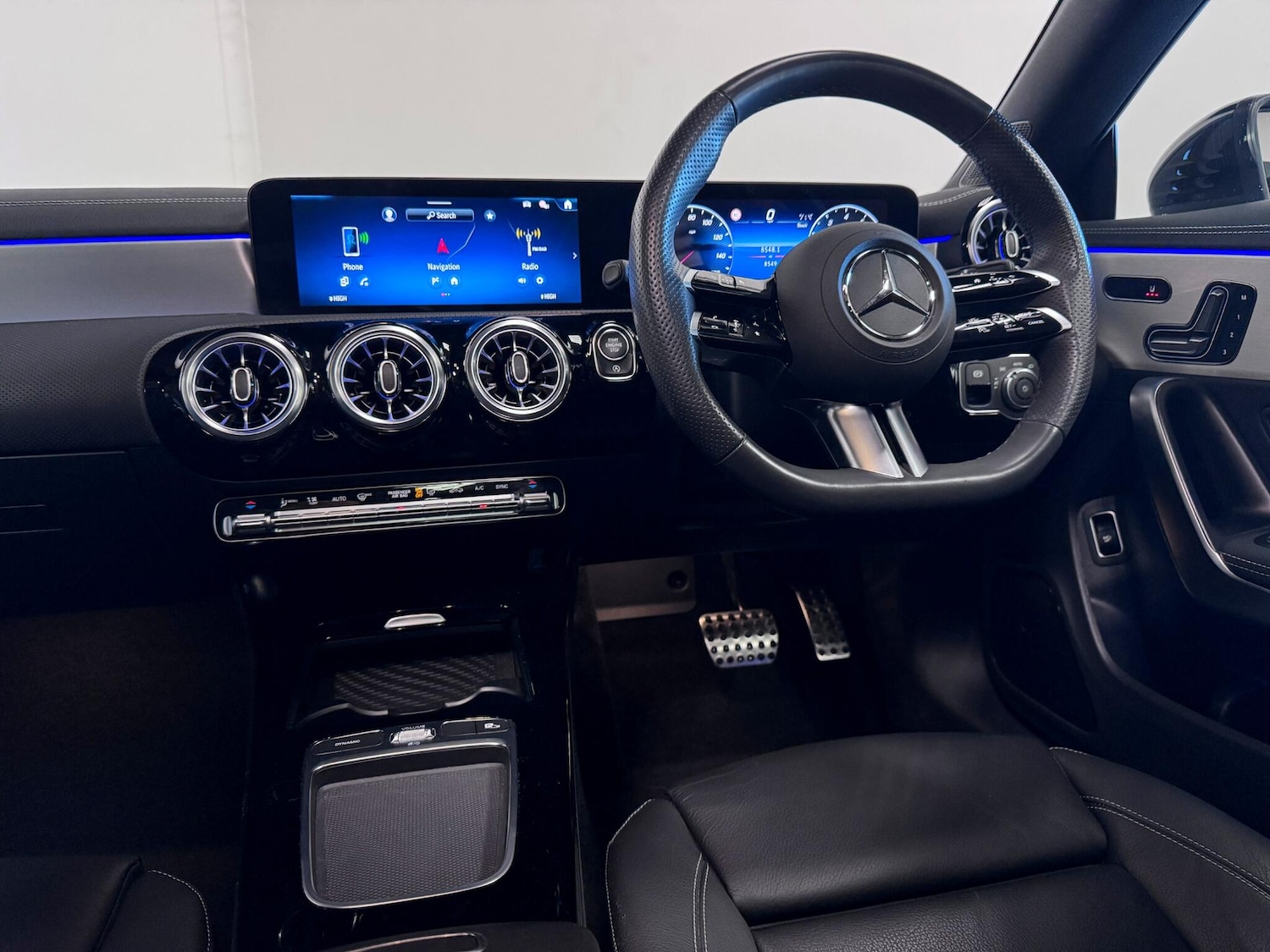 Used Mercedes-Benz CLA 2024 for sale - 76701323: Photo 33