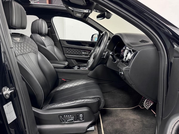 Used Bentley Bentayga 2017 for sale - 75732346: Photo 22