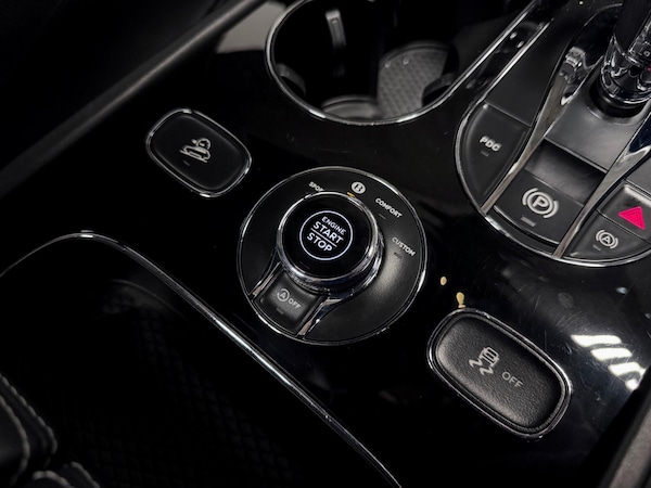 Used Bentley Bentayga 2017 for sale - 75732346: Photo 33