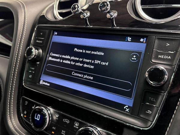 Used Bentley Bentayga 2017 for sale - 75732346: Photo 53