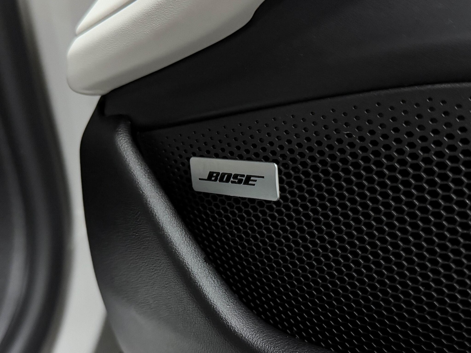 Used Porsche Taycan 2021 for sale - 76513304: Photo 17