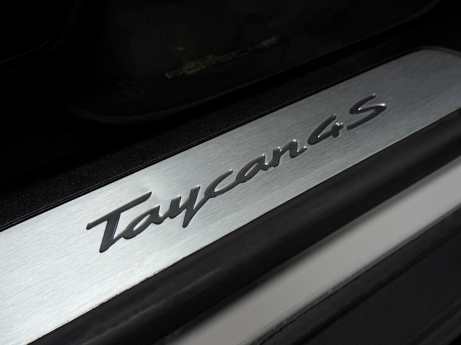 Used Porsche Taycan 2021 for sale - 76513304: Photo 18