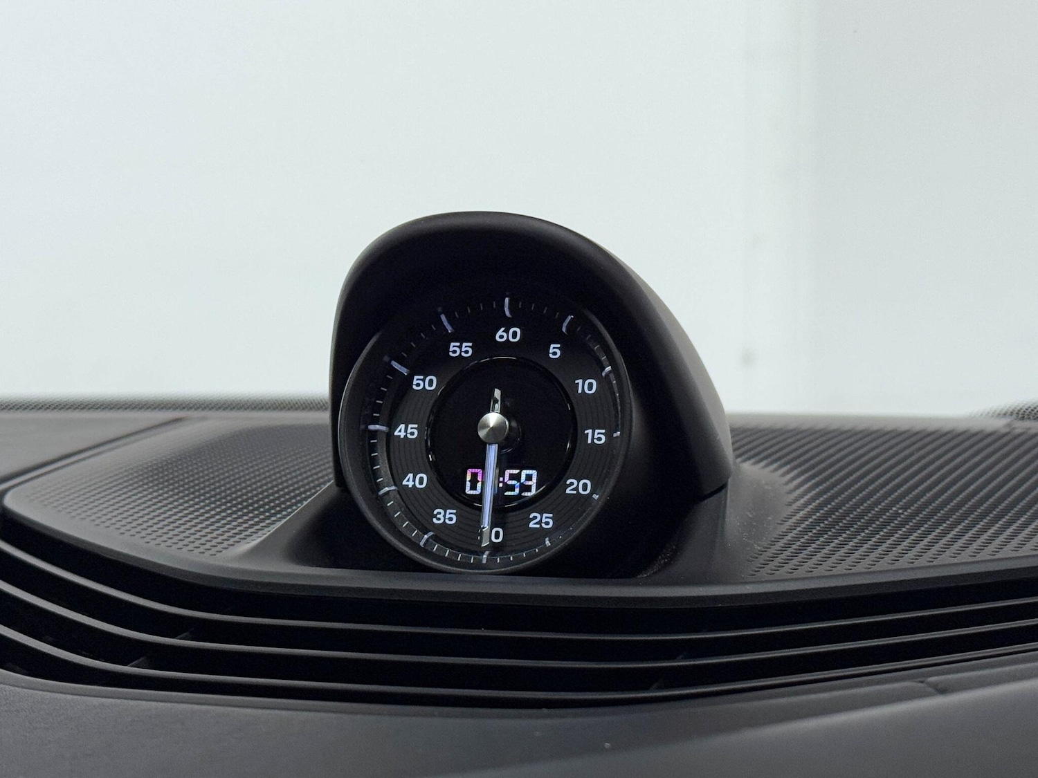 Used Porsche Taycan 2021 for sale - 76513304: Photo 32