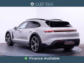 Used Porsche Taycan 2021 for sale - 76513304: Photo