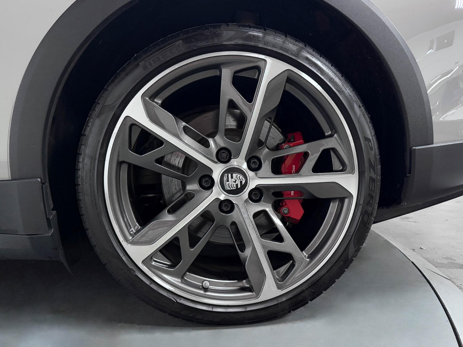 Used Porsche Taycan 2021 for sale - 76513304: Photo 56