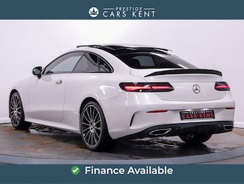 Used Mercedes-Benz E Class 2020 for sale - 77671378: Photo