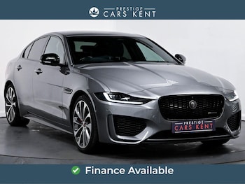 Used Jaguar XE 2020 for sale - 79018871: Photo