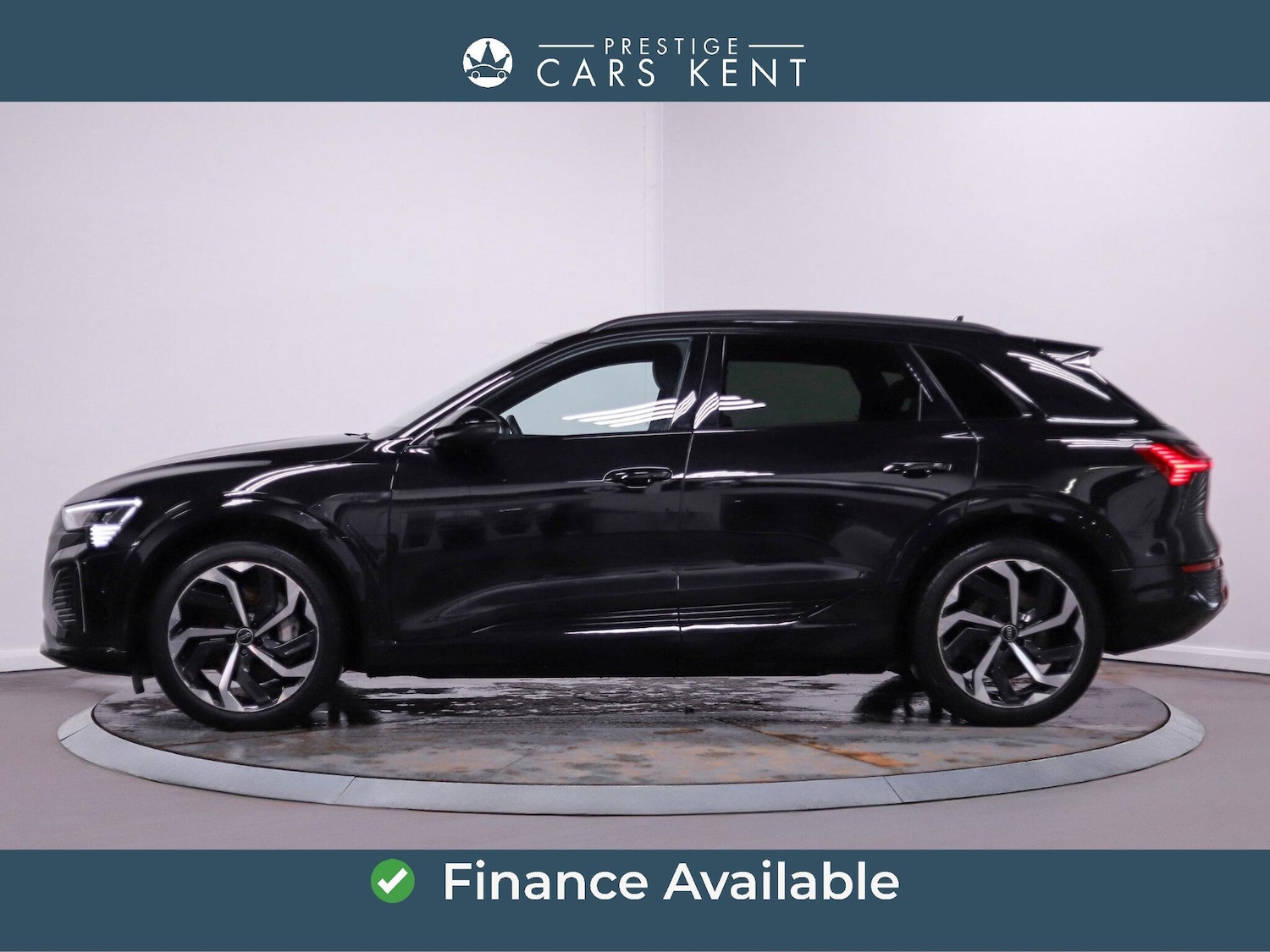 Used Audi Q8 e-tron 2023 for sale - 77425578: Photo 4