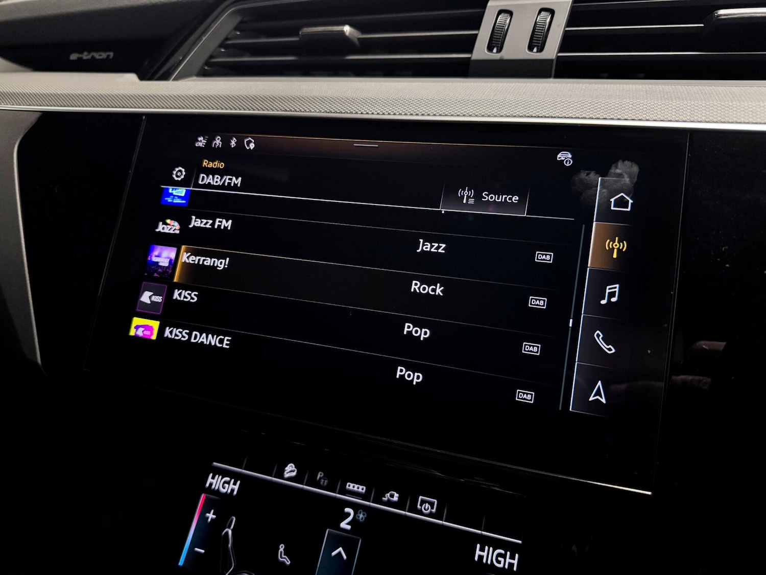 Used Audi Q8 e-tron 2023 for sale - 77425578: Photo 43