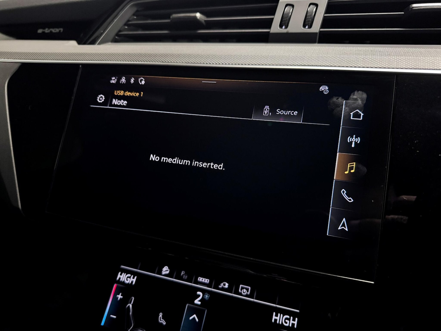 Used Audi Q8 e-tron 2023 for sale - 77425578: Photo 44