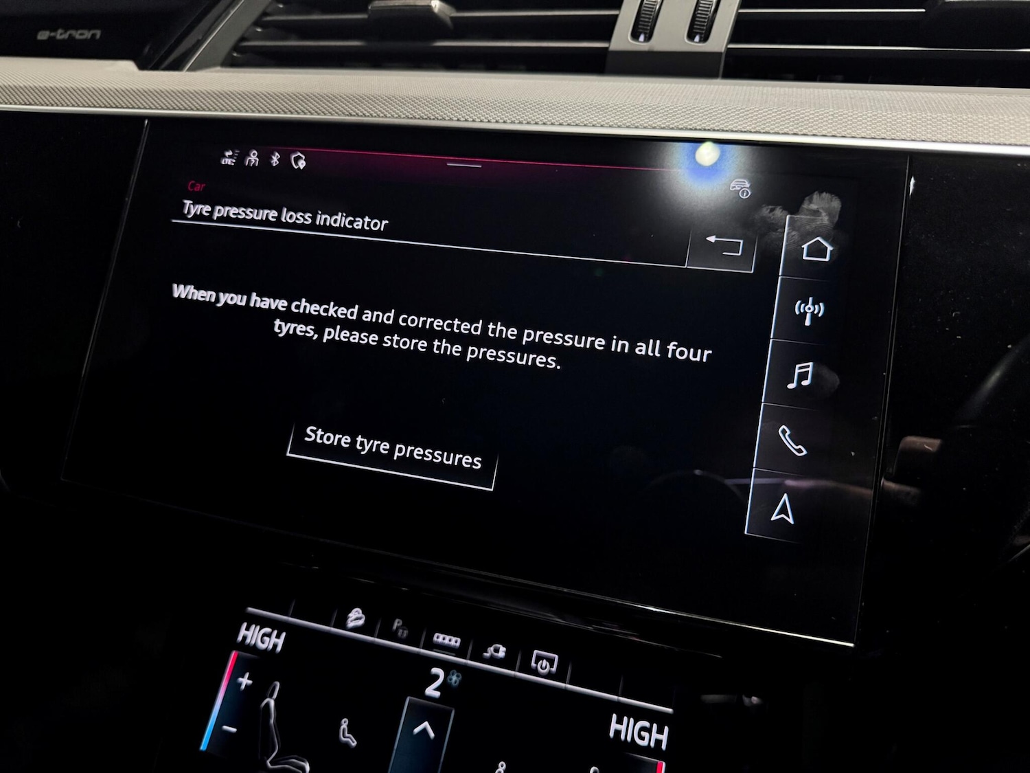 Used Audi Q8 e-tron 2023 for sale - 77425578: Photo 53