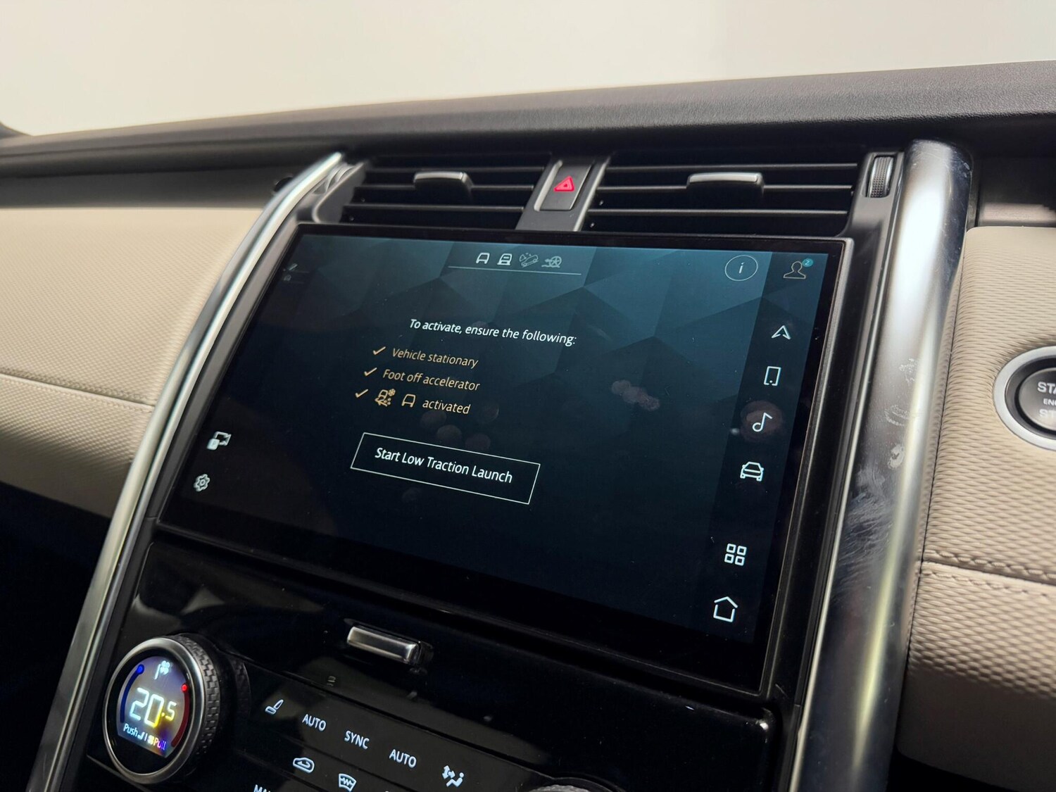 Used Land Rover Discovery 2022 for sale - 76389031: Photo 53