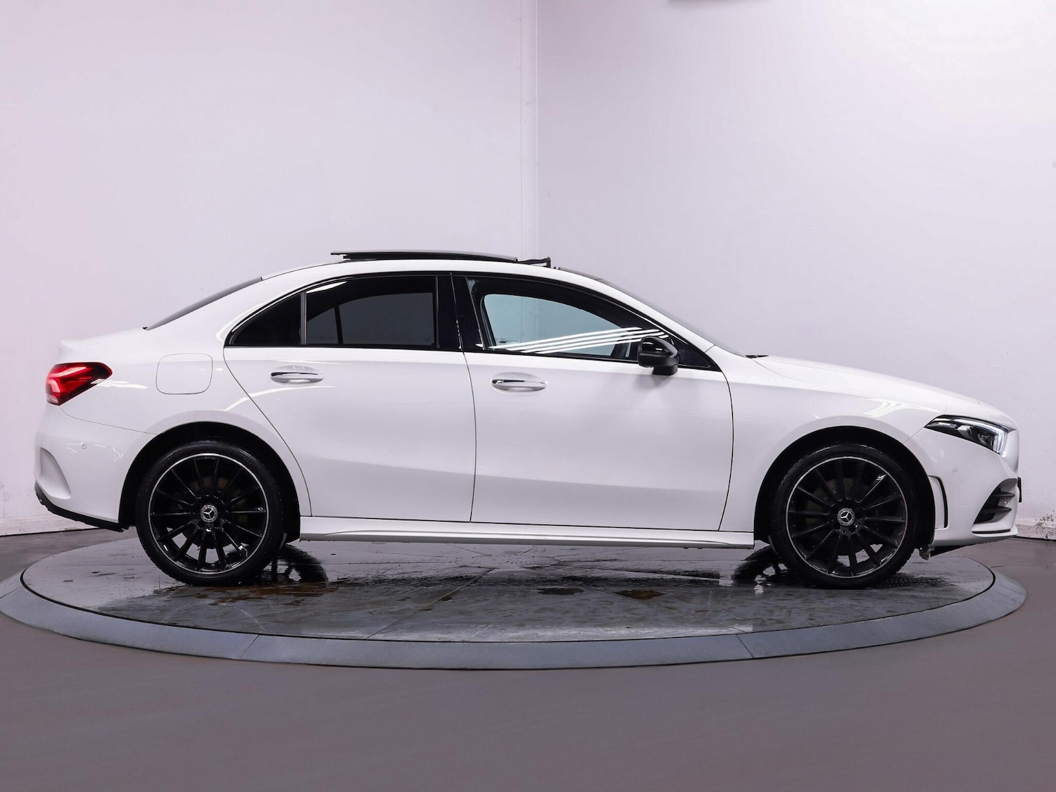 Used Mercedes-Benz A-Class 2022 for sale - 77091882: Photo 8