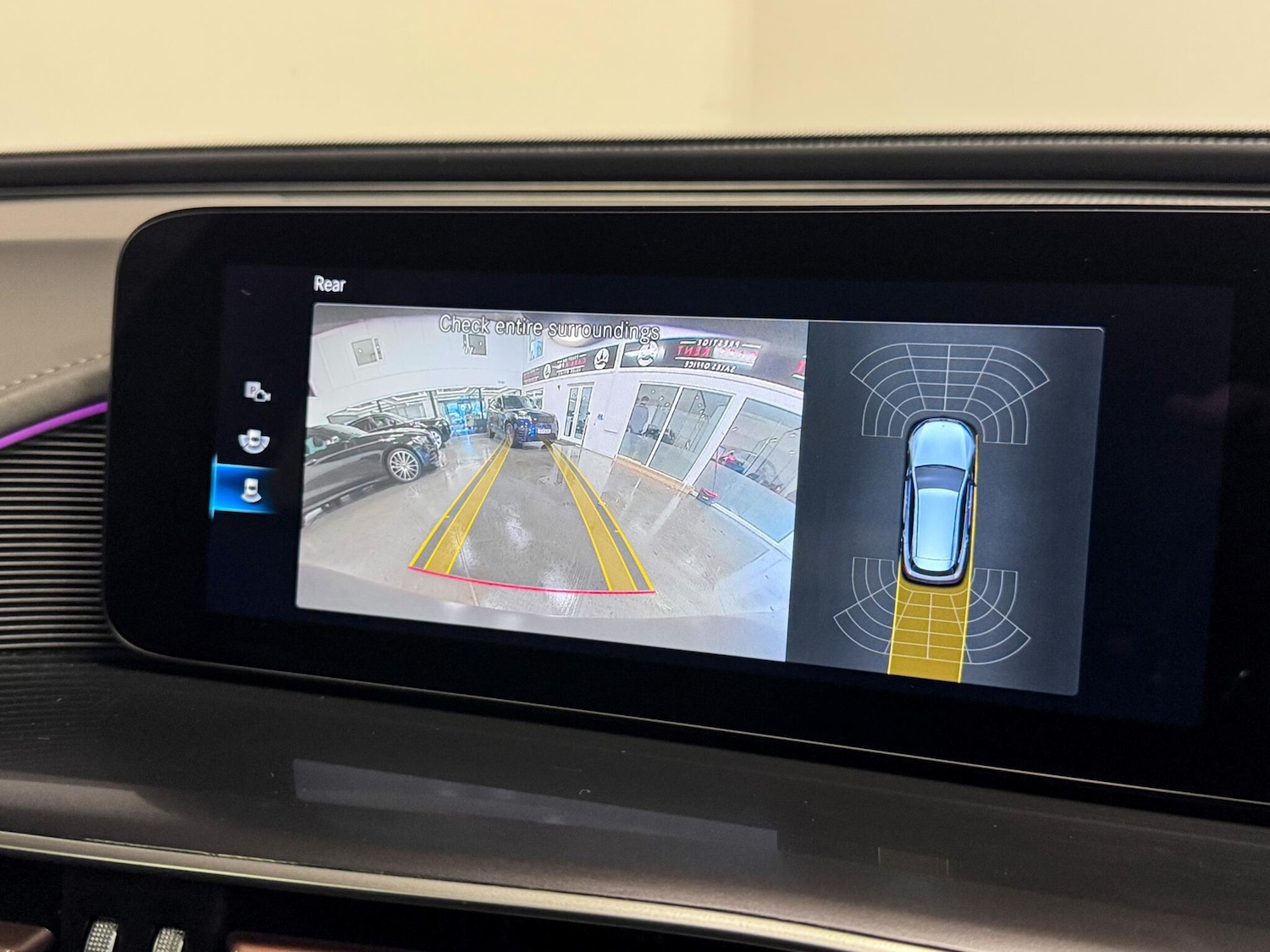 Used Mercedes-Benz EQC 2023 for sale - 77120323: Photo 39