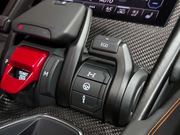 Used Lamborghini Urus 2024 for sale - 76215428: Photo 52