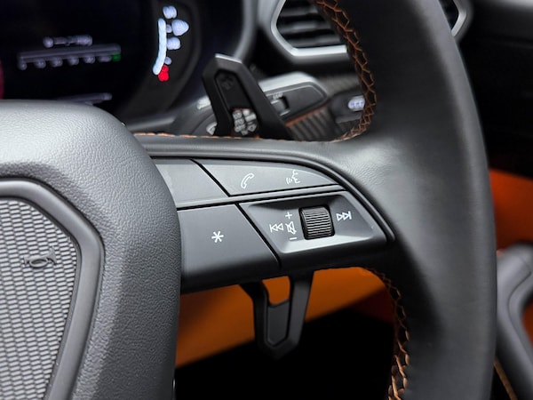 Used Lamborghini Urus 2024 for sale - 76215428: Photo 61