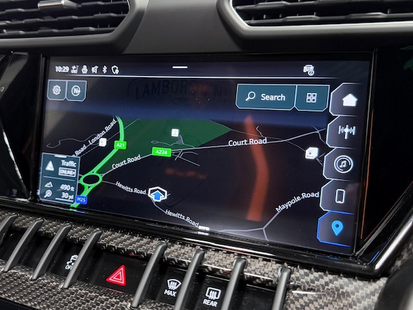 Used Lamborghini Urus 2024 for sale - 76215428: Photo 62