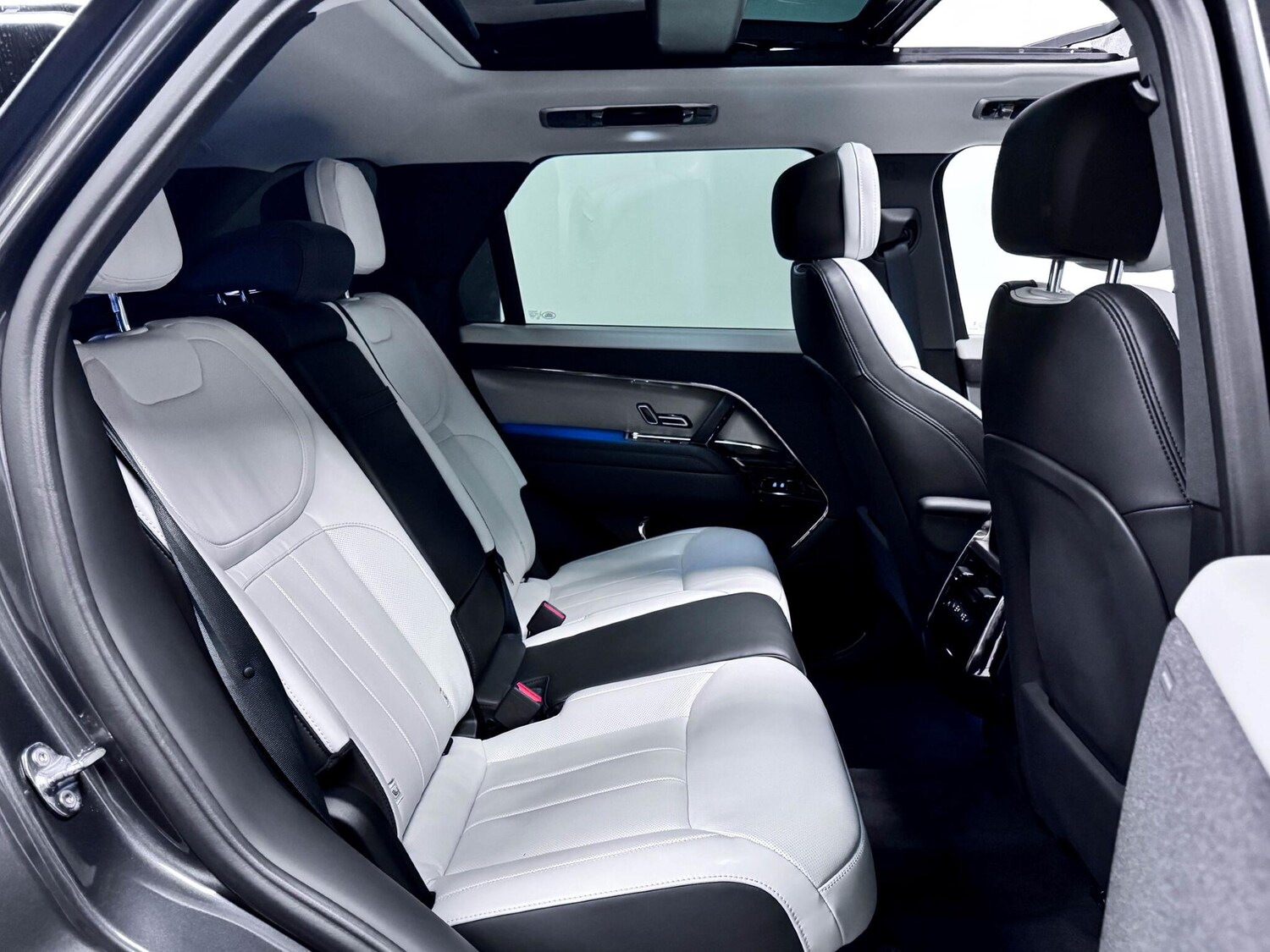 Used Land Rover Range Rover Sport 2024 for sale - 77882198: Photo 24