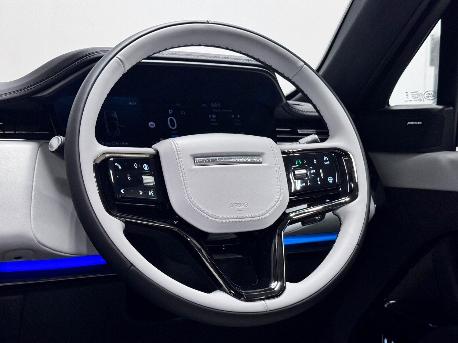 Used Land Rover Range Rover Sport 2024 for sale - 77882198: Photo 34