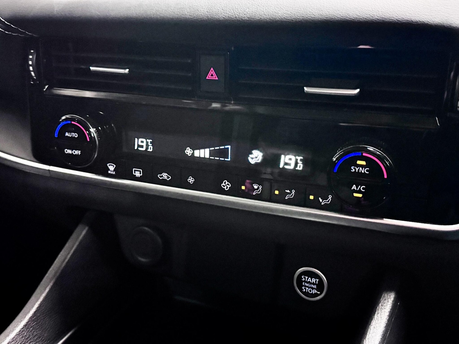 Used Nissan Qashqai 2023 for sale - 77645882: Photo 29