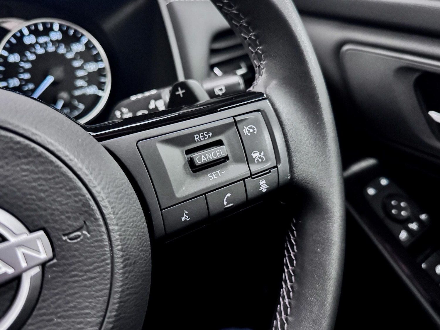 Used Nissan Qashqai 2023 for sale - 77645882: Photo 34