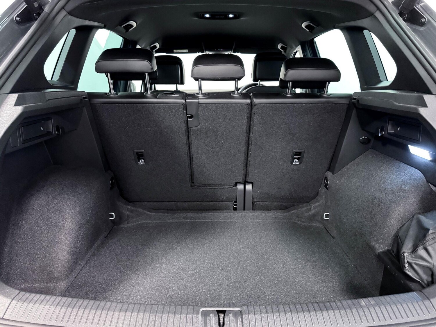 Used Volkswagen Tiguan 2023 for sale - 76158696: Photo 12