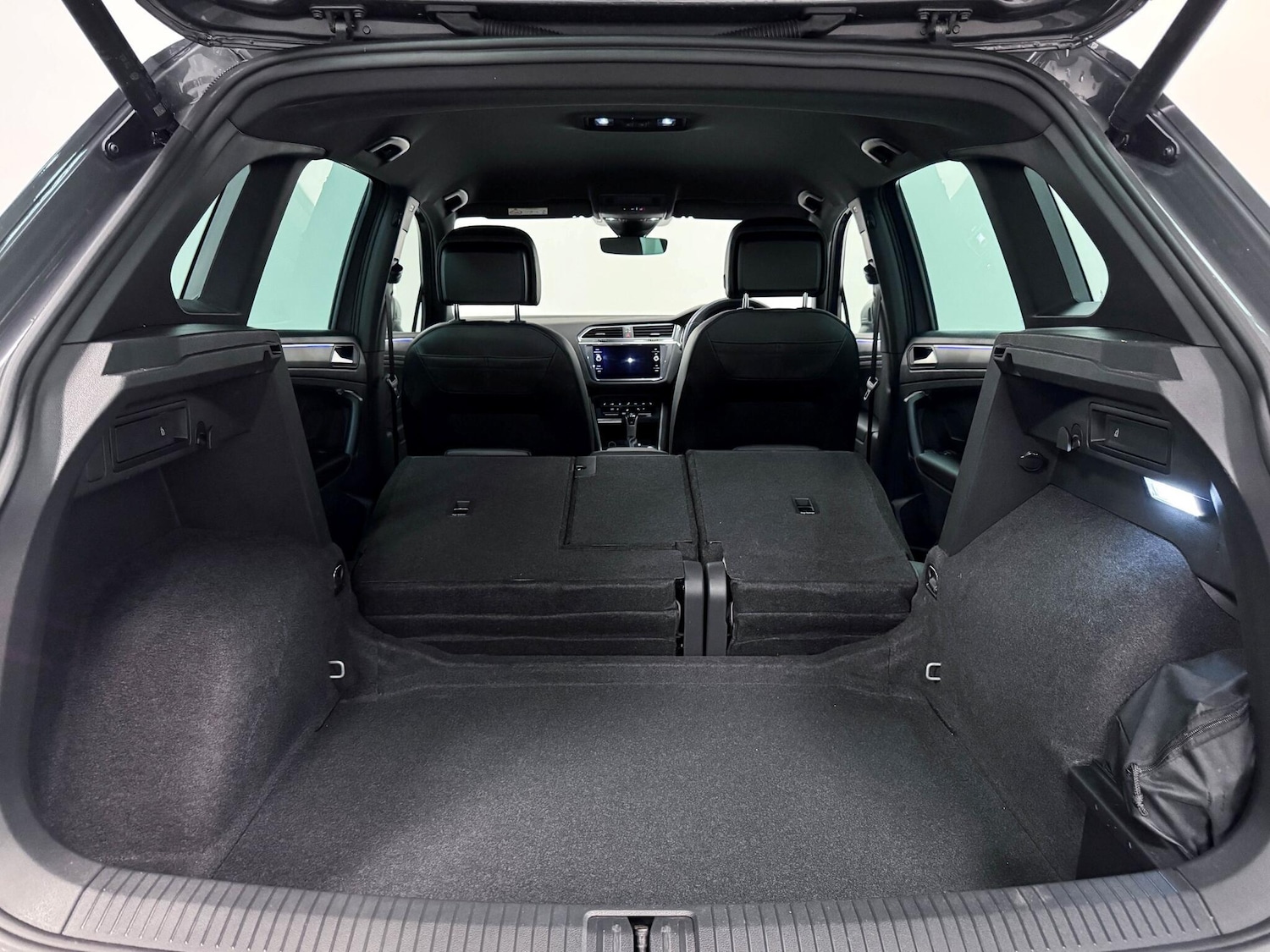 Used Volkswagen Tiguan 2023 for sale - 76158696: Photo 13