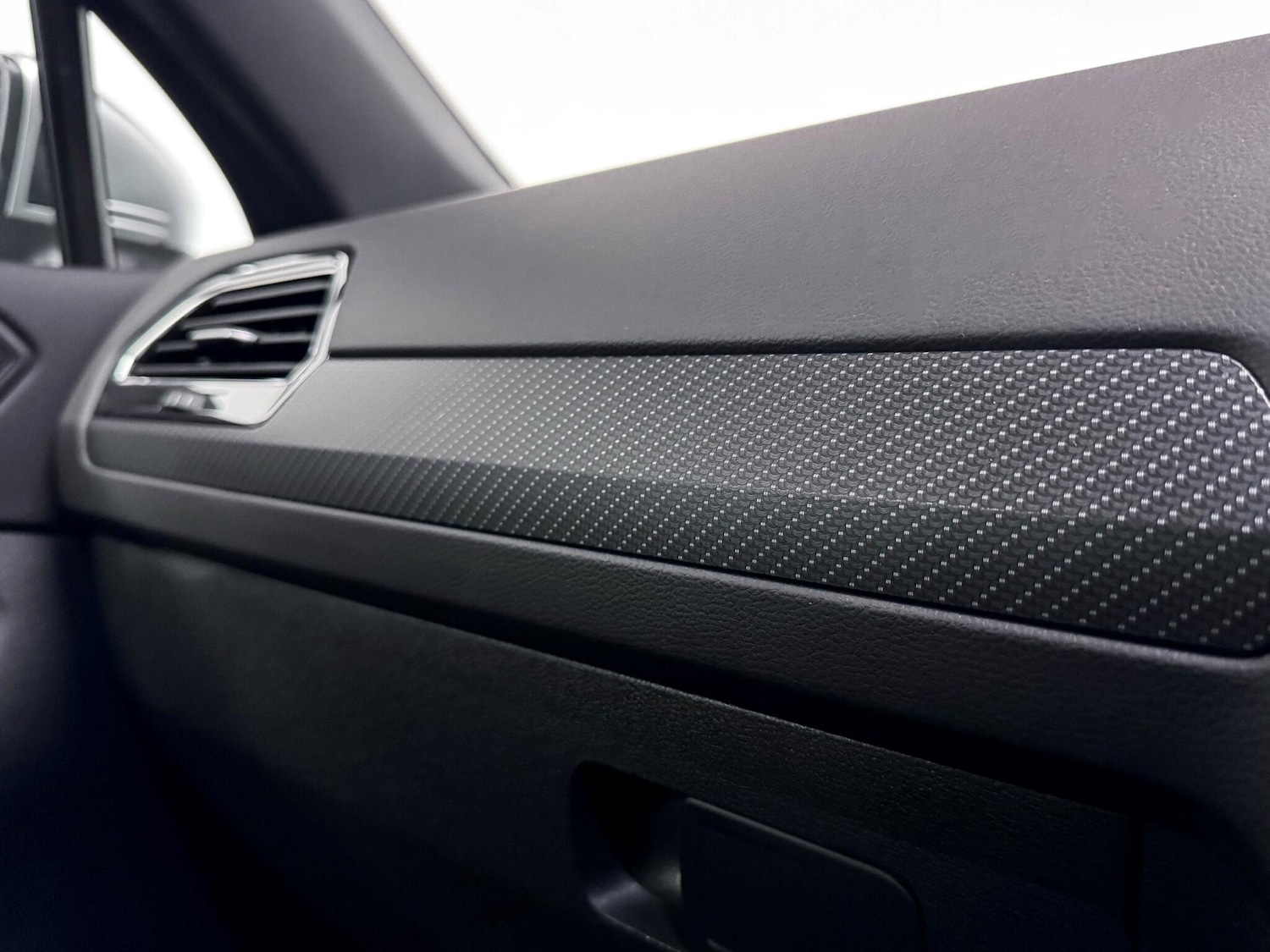Used Volkswagen Tiguan 2023 for sale - 76158696: Photo 32