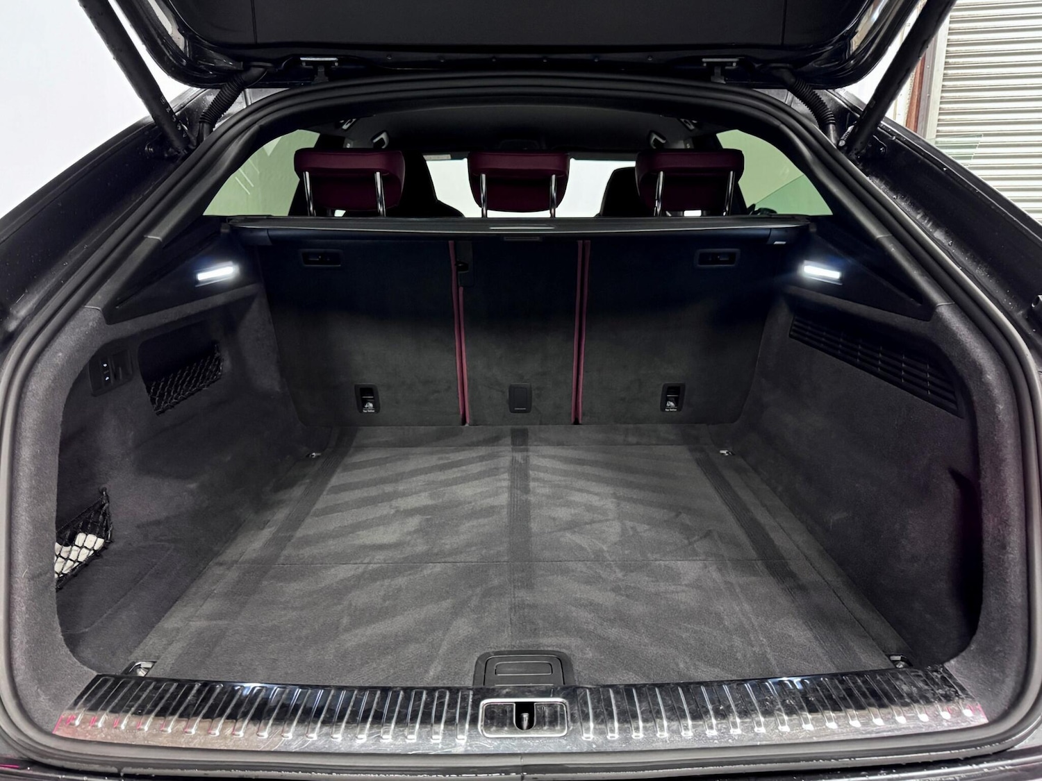 Used Audi SQ8 2023 for sale - 77524847: Photo 13