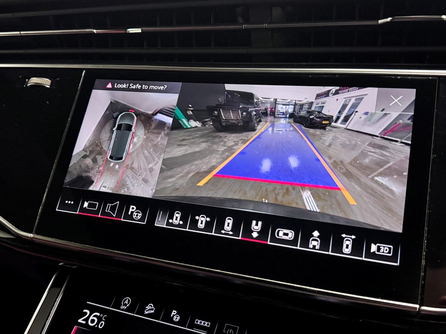 Used Audi SQ8 2023 for sale - 77524847: Photo 42