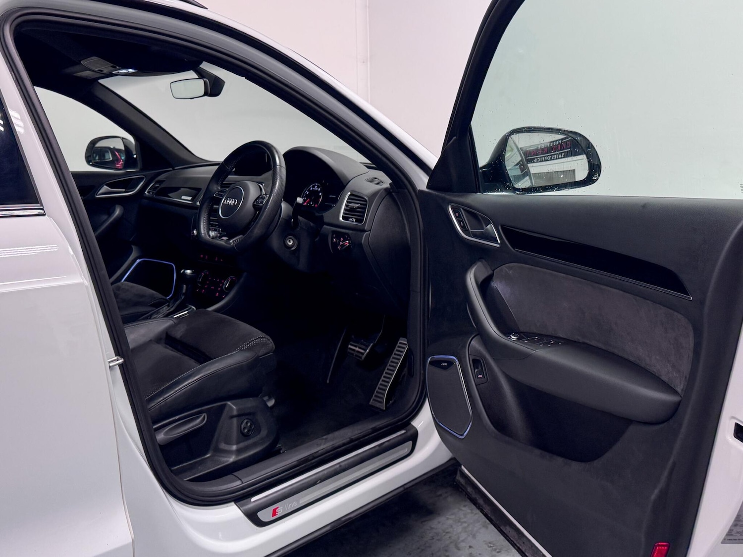 Used Audi Q3 2018 for sale - 76715488: Photo 13