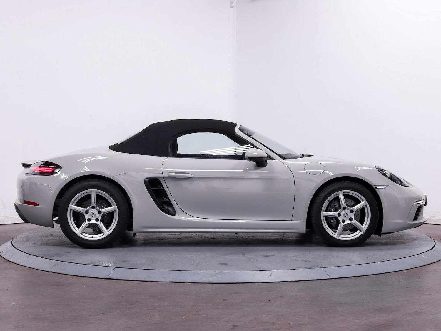 Used Porsche 718 Boxster 2024 for sale - 76122084: Photo 16