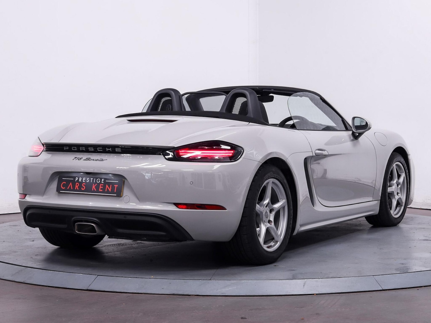 Used Porsche 718 Boxster 2024 for sale - 76122084: Photo 17