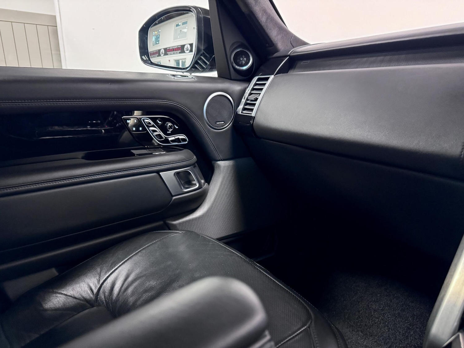 Used Land Rover Range Rover 2019 for sale - 77202521: Photo 38