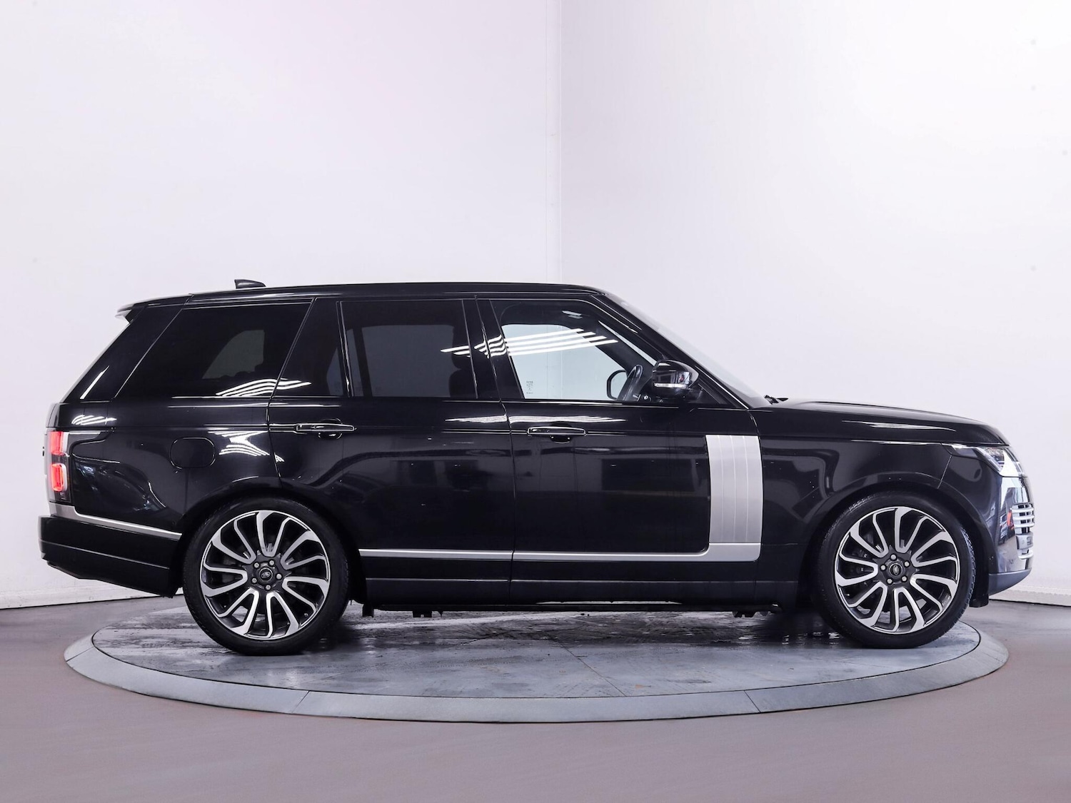 Used Land Rover Range Rover 2019 for sale - 77202521: Photo 9