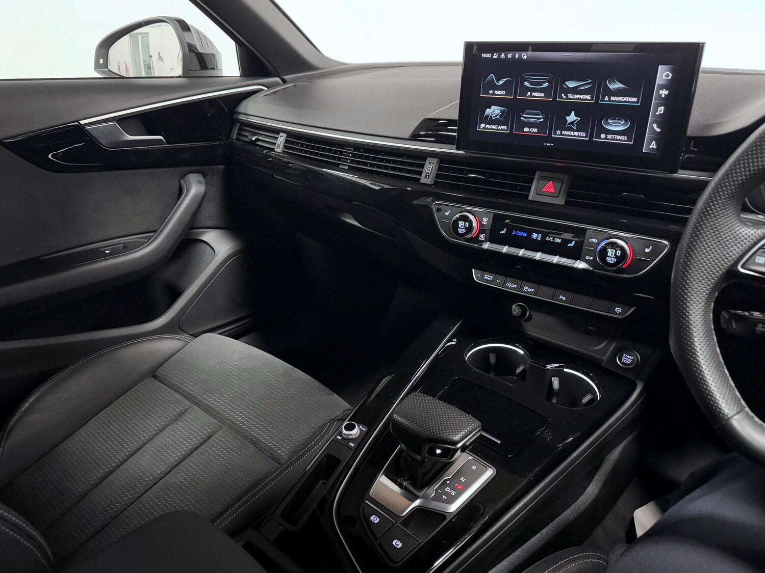 Used Audi A4 2022 for sale - 76227609: Photo 26