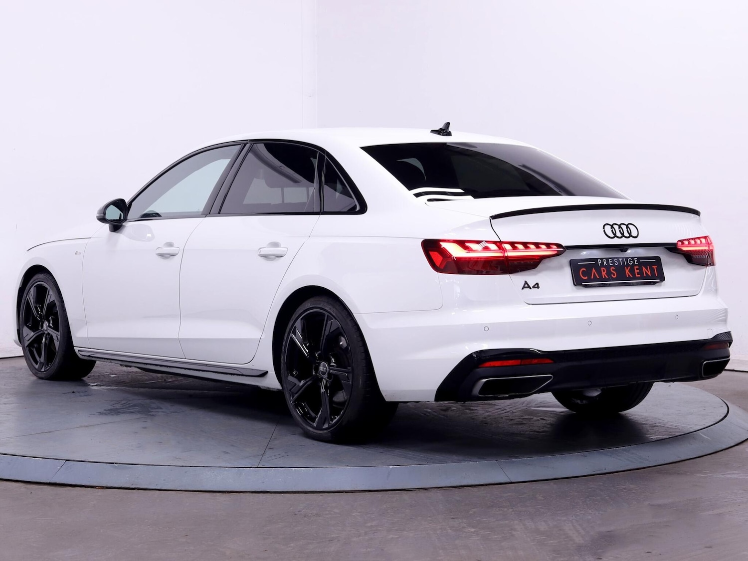 Used Audi A4 2022 for sale - 76227609: Photo 6