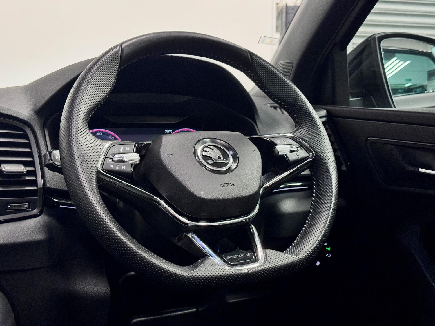 Used Skoda Karoq 2023 for sale - 77646742: Photo 33