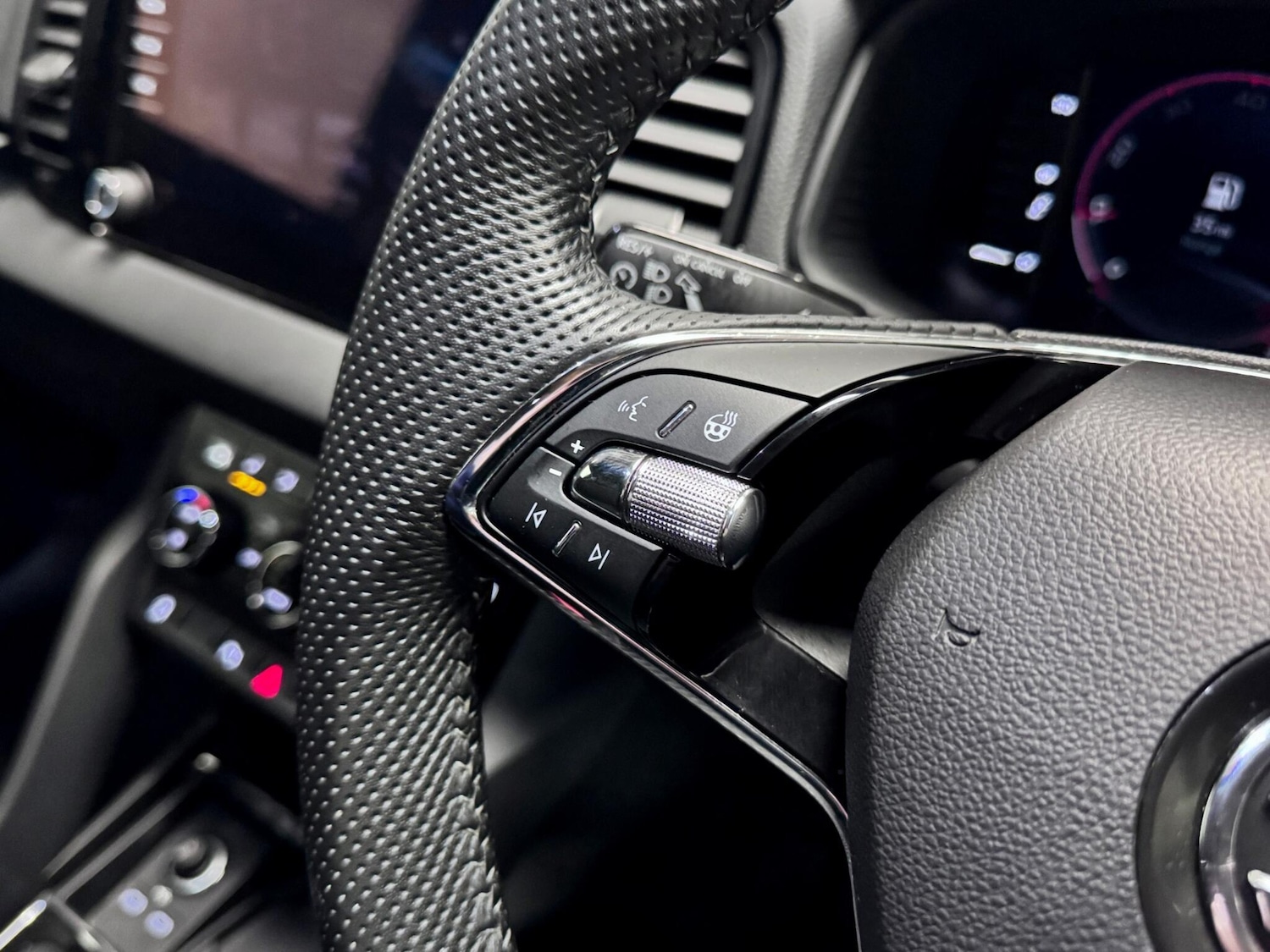 Used Skoda Karoq 2023 for sale - 77646742: Photo 35