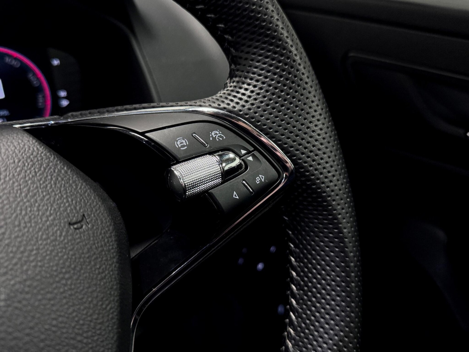 Used Skoda Karoq 2023 for sale - 77646742: Photo 37