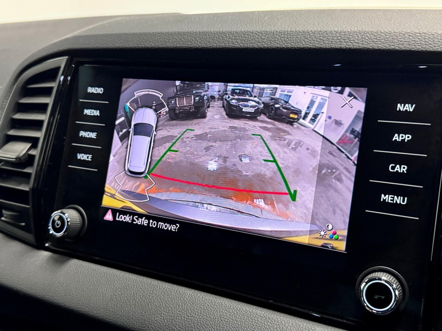 Used Skoda Karoq 2023 for sale - 77646742: Photo 40