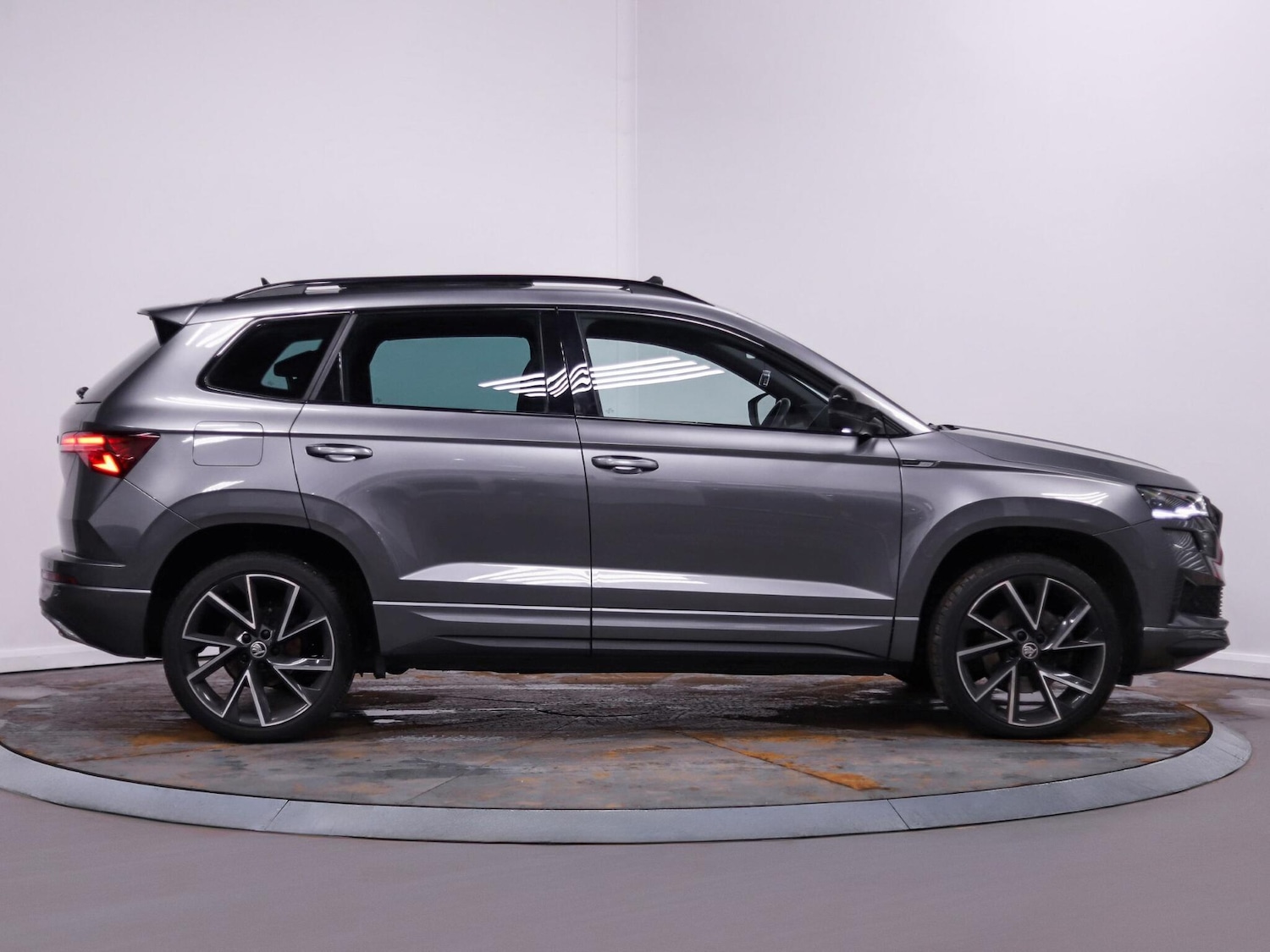 Used Skoda Karoq 2023 for sale - 77646742: Photo 8